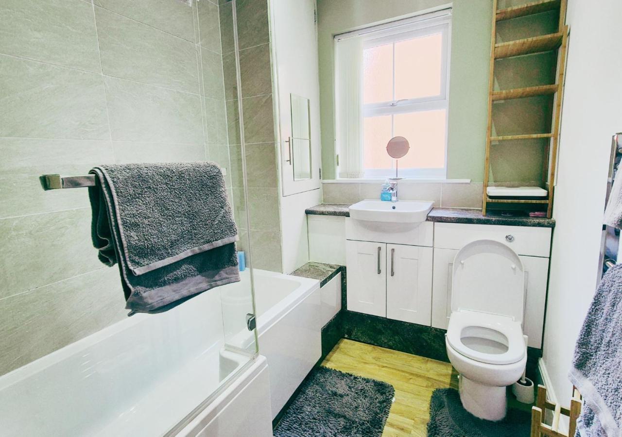Stylish & Modern 2br Flat Nr Centre Apartment *