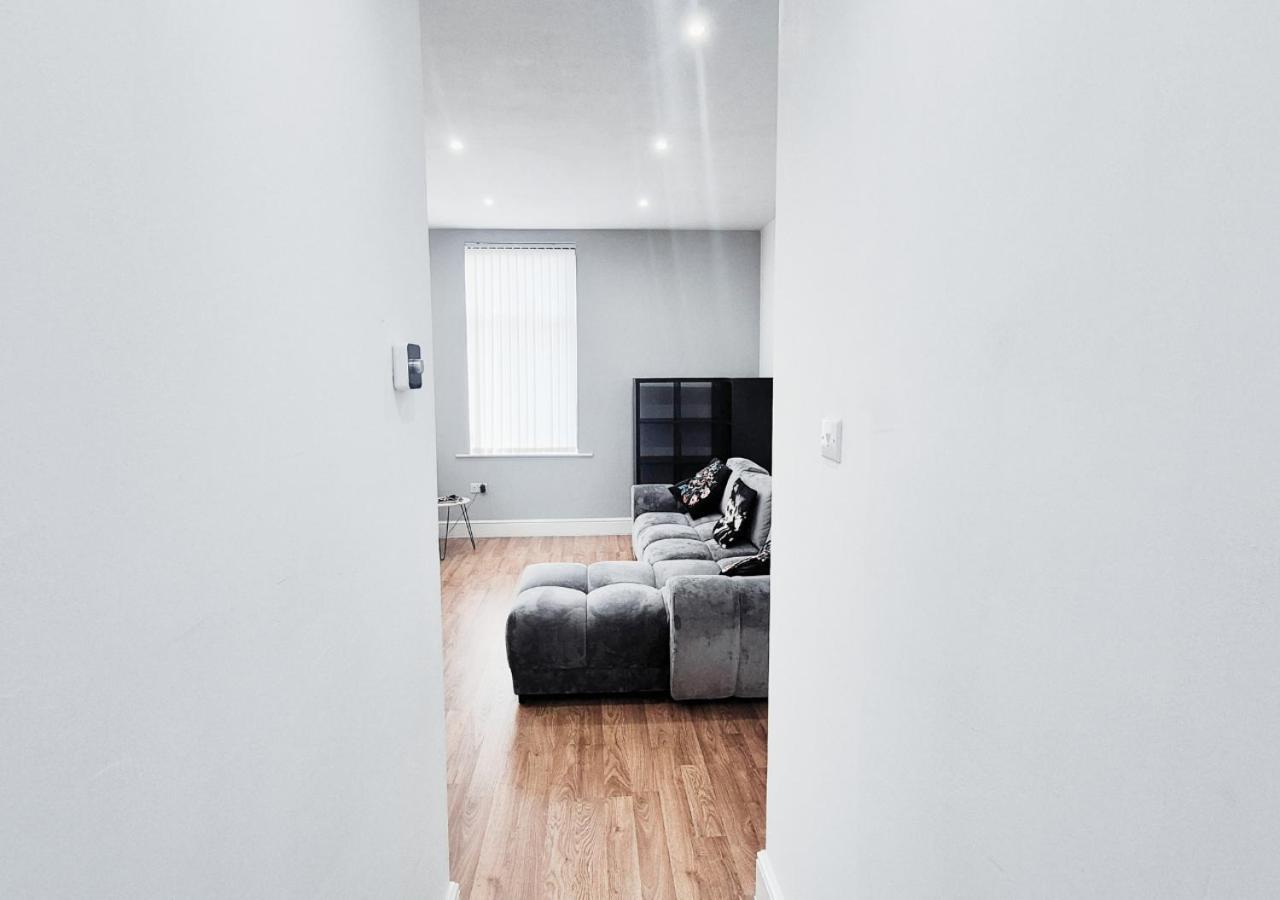 Stylish & Modern 2br Flat Nr Centre Apartment
