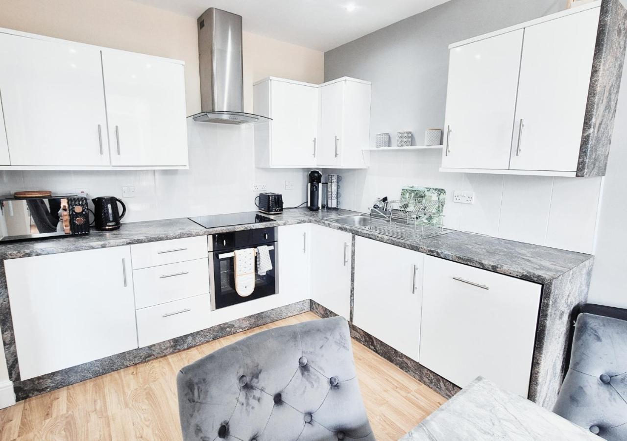 Stylish & Modern 2br Flat Nr Centre Apartment